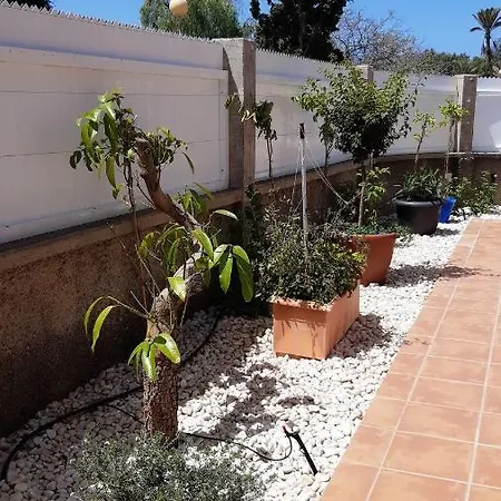 4 Bedrooms With Private Pool Enclosed Garden And Wifi At De Tirajana Villa