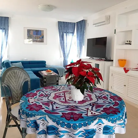 4 Bedrooms With Private Pool Enclosed Garden And Wifi At De Tirajana Villa San Bartolome de Tirajana (Gran Canaria)