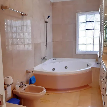 4 Bedrooms With Private Pool Enclosed Garden And Wifi At De Tirajana * San Bartolome de Tirajana (Gran Canaria)